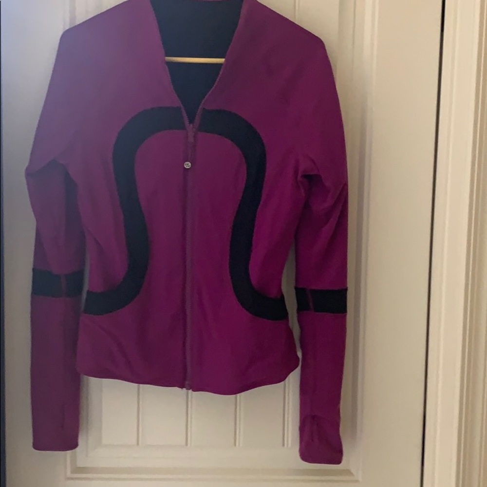 Lululemon - Picture 2 of 3